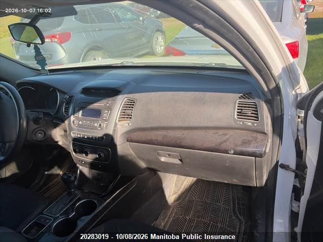 KIA SORENTO LX 2014 5XYKT3A69EG441440 Image 5