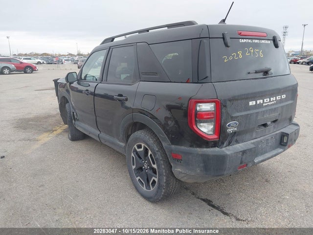 Ford Bronco Sport Outer Banks 2021 3FMCR9C63MRA56572 Image 3