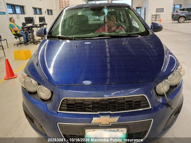 20283081 :رقم المزاد ، 1G1JC5EH6D4220077 vin ، 2013 Chevrolet Sonic Lt مزاد بيع