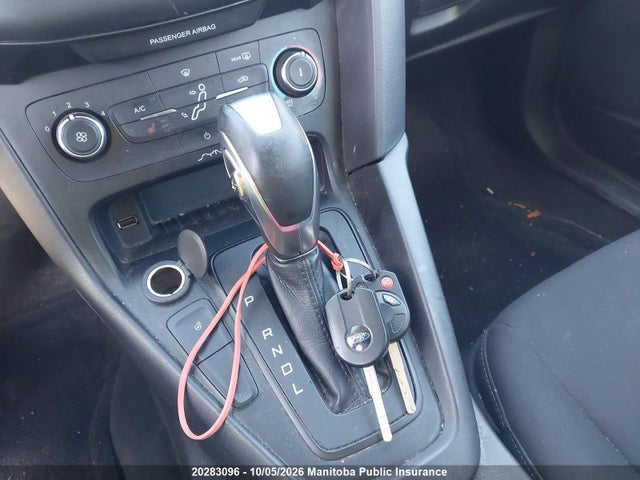 Ford FOCUS SE 2016 1FADP3K28GL353131 Image 11