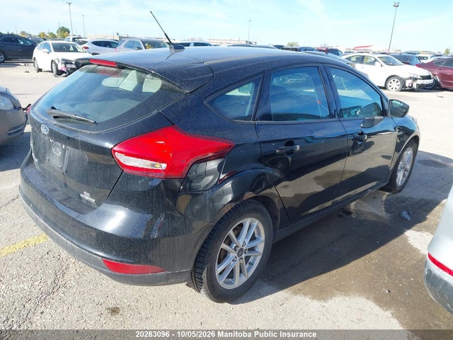 Ford FOCUS SE 2016 1FADP3K28GL353131 Image 4