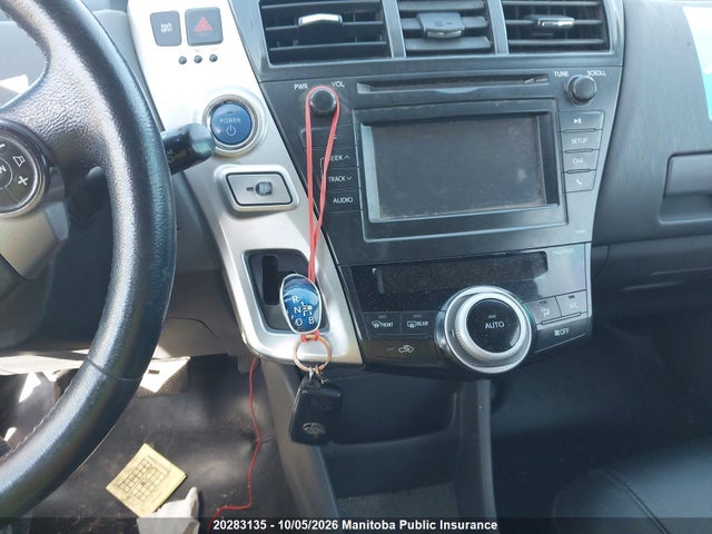 20283135 :رقم المزاد ، JTDZN3EU6C3058770 vin ، 2012 Toyota Prius V مزاد بيع