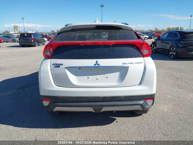 2018 Mitsubishi Eclipse Cross Se მანქანა იყიდება აუქციონზე, vin: JA4AT4AAXJZ607993, აუქციონის ნომერი: 20283169