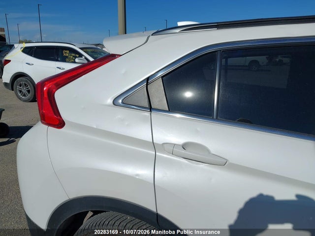 2018 Mitsubishi Eclipse Cross Se მანქანა იყიდება აუქციონზე, vin: JA4AT4AAXJZ607993, აუქციონის ნომერი: 20283169