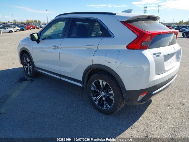 2018 Mitsubishi Eclipse Cross Se მანქანა იყიდება აუქციონზე, vin: JA4AT4AAXJZ607993, აუქციონის ნომერი: 20283169