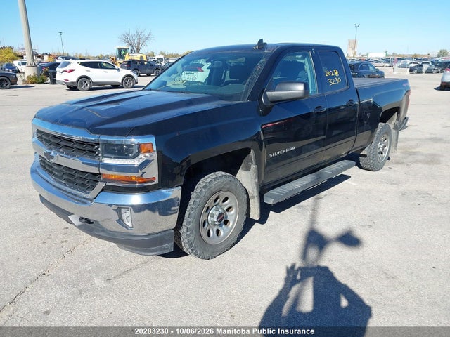 Продажа на аукционе авто 2017 Chevrolet Silverado 1500 Lt Double Cab, vin: 1GCVKREC4HZ196720, номер лота: 20283230