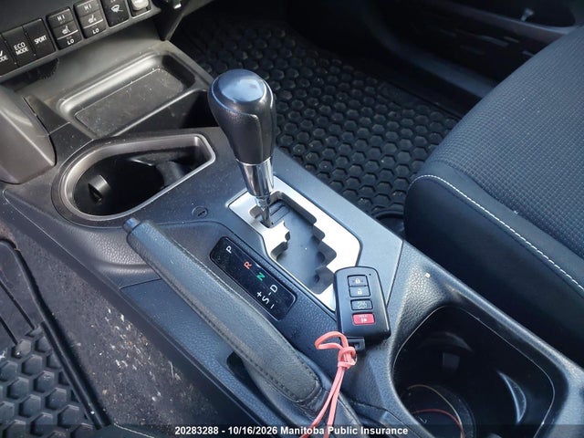 JTMRJREVXHD128652 Toyota Rav4 Xle Hybrid