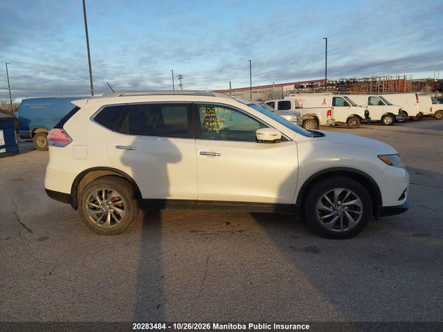5N1AT2MV1FC888175 Nissan Rogue Sl