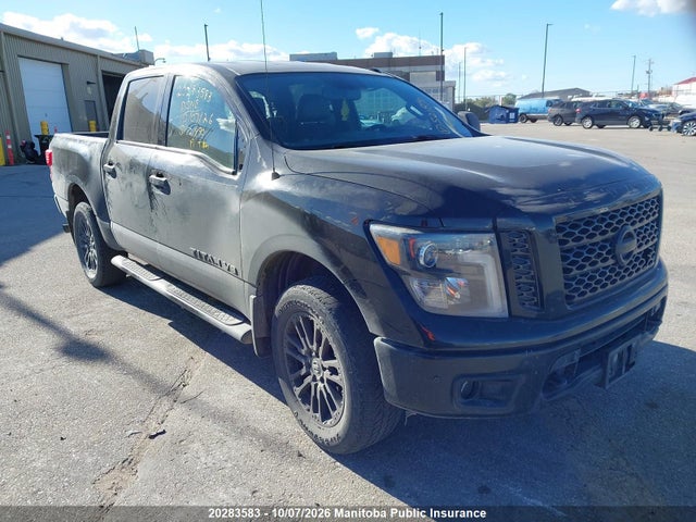2019 Nissan Titan 5.6 Sl Midnight Crew Cab მანქანა იყიდება აუქციონზე, vin: 1N6AA1E51KN521890, აუქციონის ნომერი: 20283583