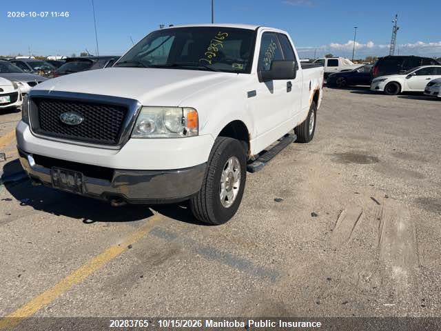20283765 :رقم المزاد ، 1FTPX145X6FB25437 vin ، 2006 Ford F150 Xlt Supercab مزاد بيع