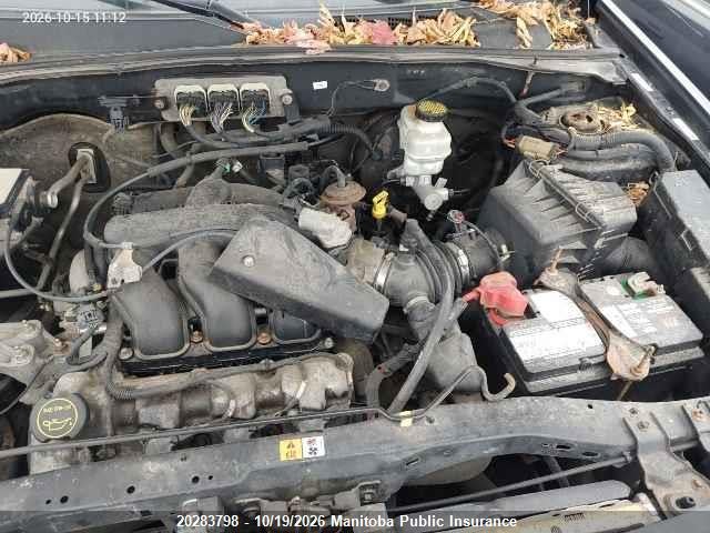 20283798 :رقم المزاد ، 1FMCU94178KA84709 vin ، 2008 Ford Escape Limited V6 مزاد بيع