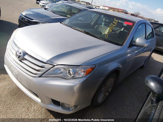 20284205 :رقم المزاد ، 4T1BK3DB4BU374327 vin ، 2011 Toyota Avalon Xls مزاد بيع