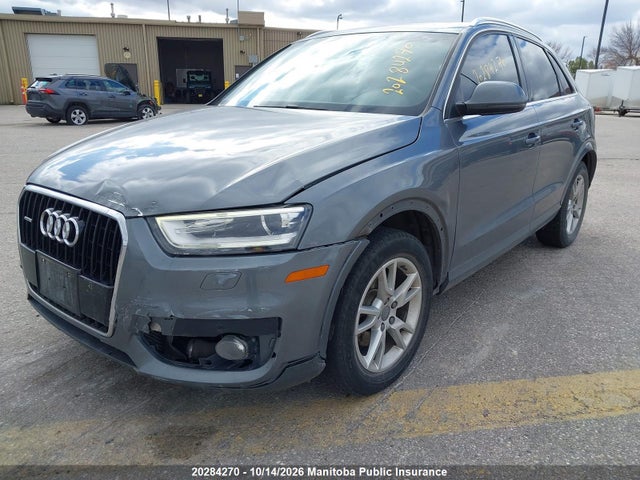 20284270 :رقم المزاد ، WA1GFEFS9FR007093 vin ، 2015 Audi Q3 مزاد بيع