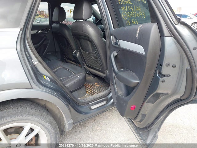 20284270 :رقم المزاد ، WA1GFEFS9FR007093 vin ، 2015 Audi Q3 مزاد بيع