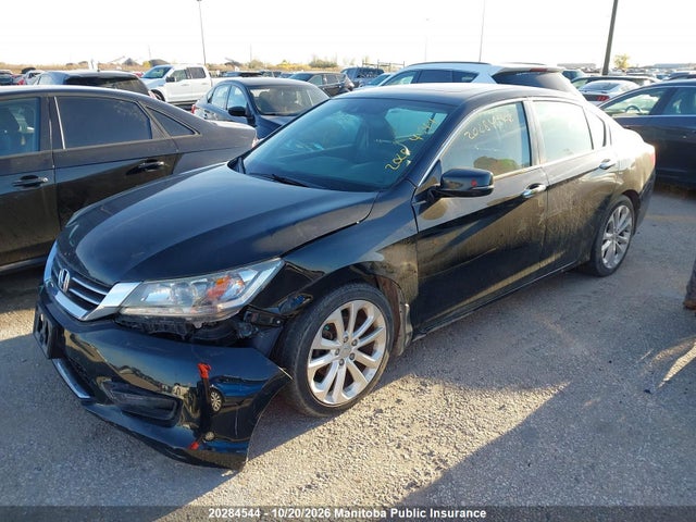 Honda Accord Touring 2014 1HGCR2F91EA802225 Image 2