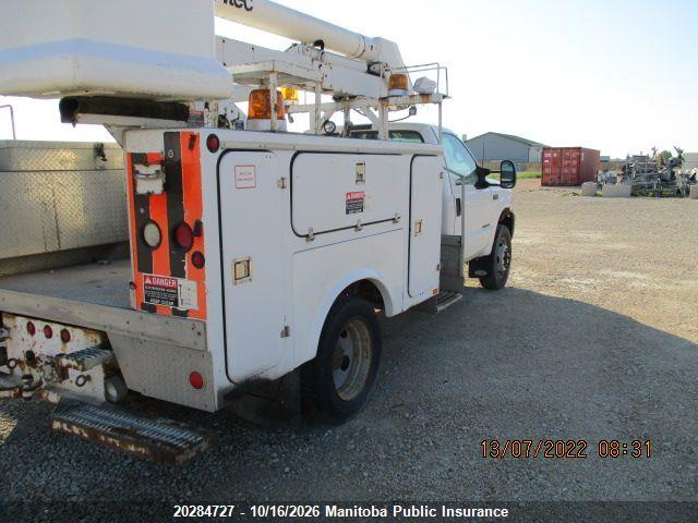 20284727 :رقم المزاد ، 1FDAF56FXYEB28977 vin ، 2000 Ford F550 Super Duty Xl مزاد بيع