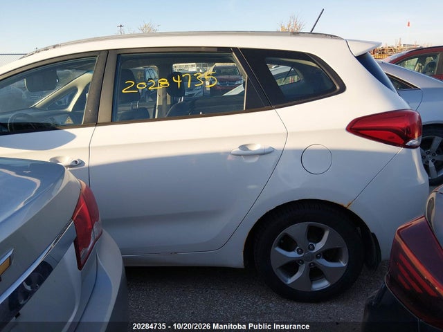 KIA Rondo Lx 2014 KNAHT8A31E7022425 Image 12