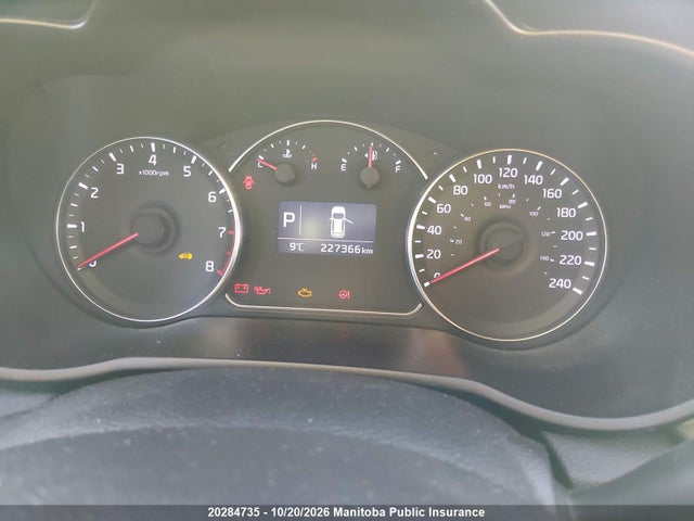KIA Rondo Lx 2014 KNAHT8A31E7022425 Image 6