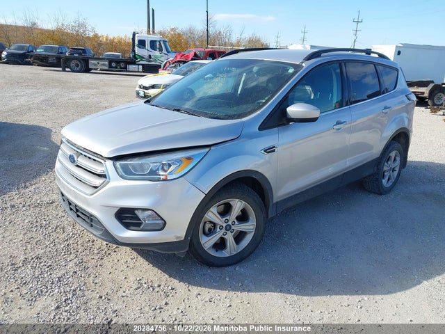 20284756 :رقم المزاد ، 1FMCU9G90HUE80003 vin ، 2017 Ford Escape Se مزاد بيع