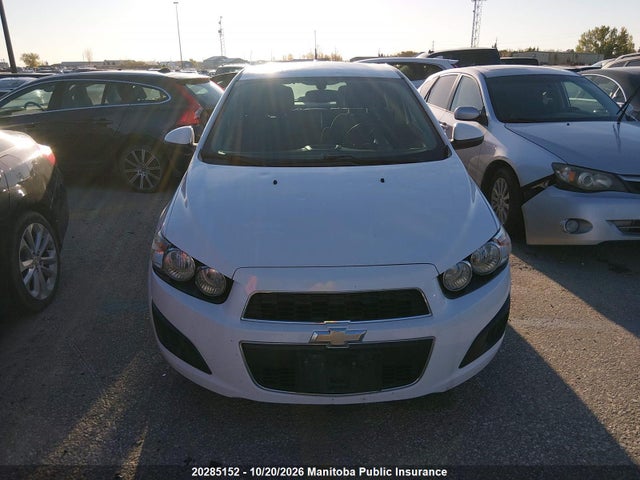 Chevrolet SONIC LT 2014 1G1JC5EH3E4193938 Image 12