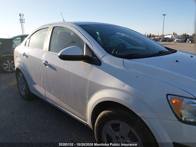 Chevrolet SONIC LT 2014 1G1JC5EH3E4193938 Image 13