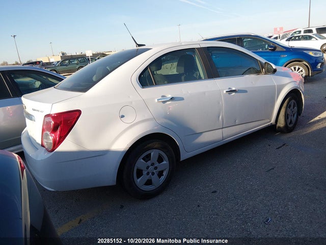 Chevrolet SONIC LT 2014 1G1JC5EH3E4193938 Image 4
