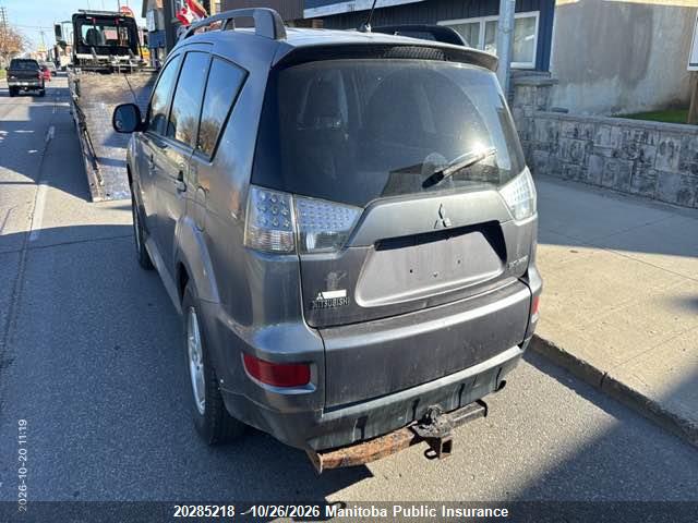 20285218 :رقم المزاد ، JA4AT2AW0AZ602043 vin ، 2010 Mitsubishi Outlander Es مزاد بيع