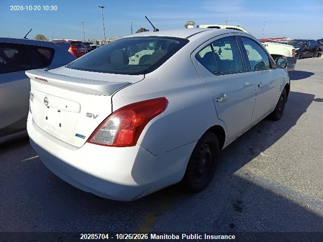 3N1CN7AP0EL817517 Nissan Versa 1.6 Sv