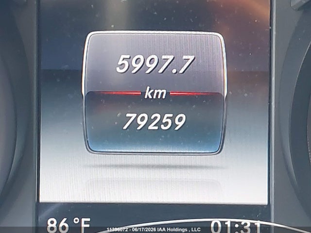 2018 Mercedes-benz C 300 4matic მანქანა იყიდება აუქციონზე, vin: 55SWF4KB1JU258804, აუქციონის ნომერი: 11396072