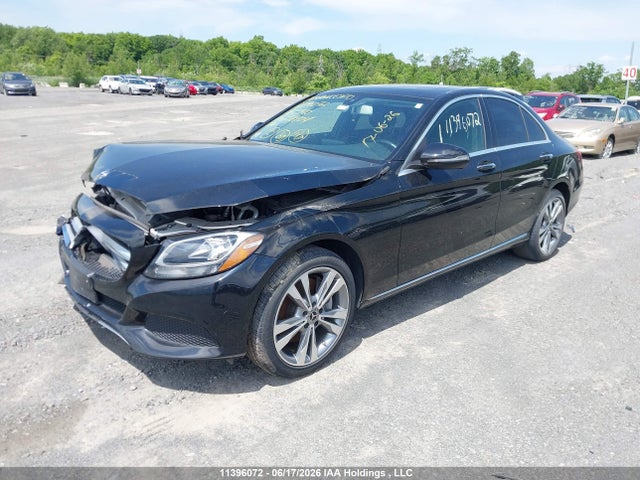 2018 Mercedes-benz C 300 4matic მანქანა იყიდება აუქციონზე, vin: 55SWF4KB1JU258804, აუქციონის ნომერი: 11396072