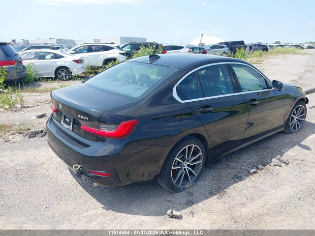 11514484 :رقم المزاد ، 3MW5R7J01M8B64207 vin ، 2021 Bmw 330xi مزاد بيع