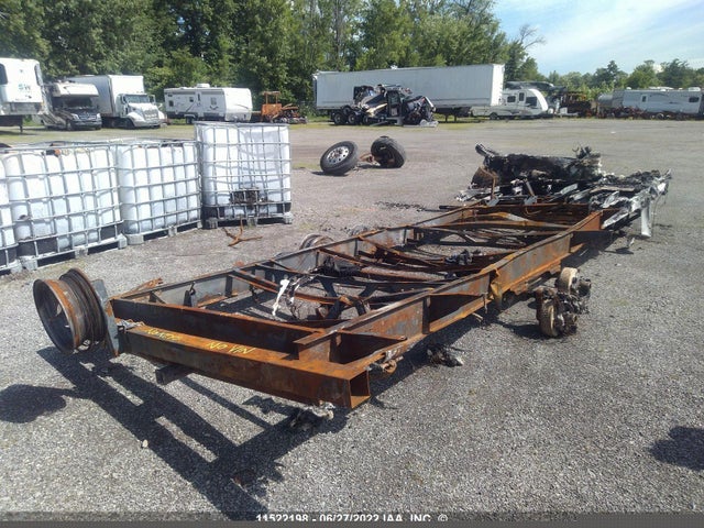 4X4TFLY21NZ182162 Windchaser Roulotte/motorisÉ