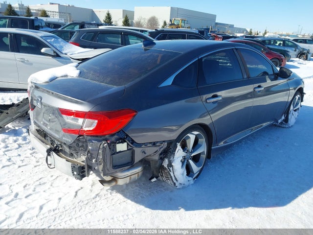 1HGCV1F90JA807500 Honda Accord Touring