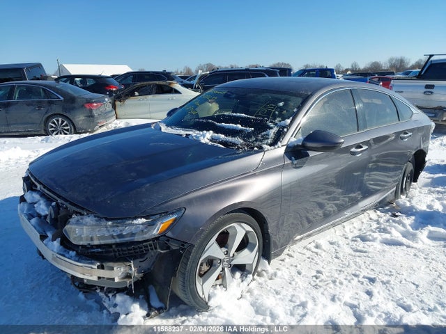 1HGCV1F90JA807500 Honda Accord Touring