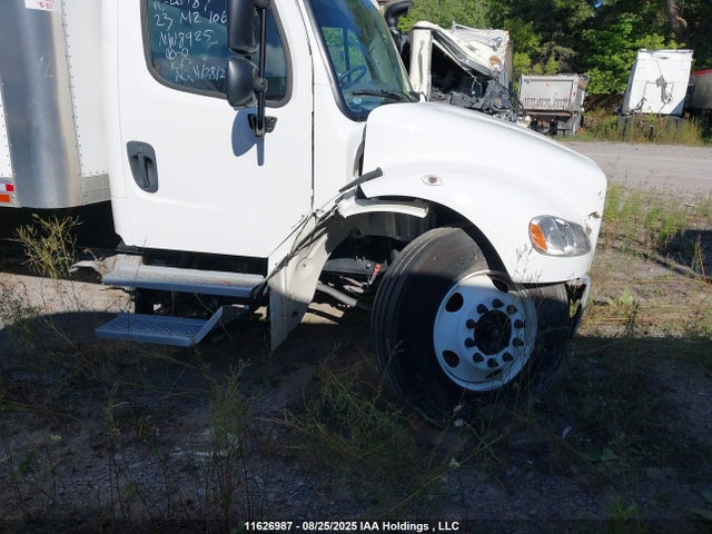 Freightliner cummins b6.7 2023 1FVACXFD9PHNW8925 Image 23