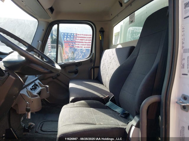 Freightliner cummins b6.7 2023 1FVACXFD9PHNW8925 Image 5