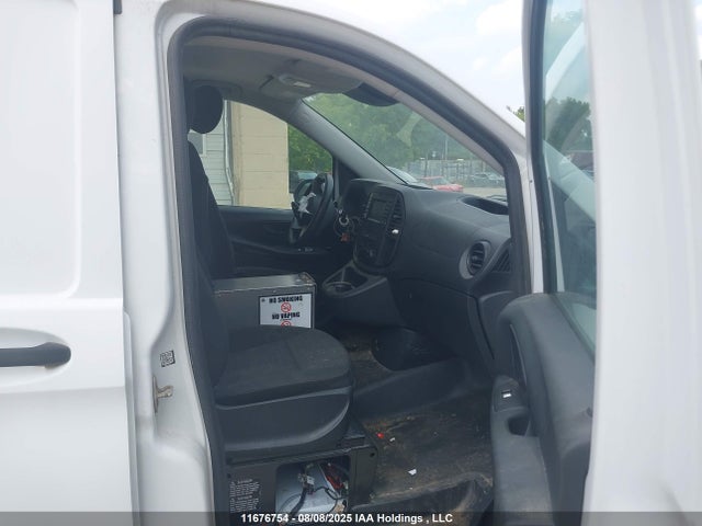 WD3BG3EA2J3453926 Mercedes-Benz m274