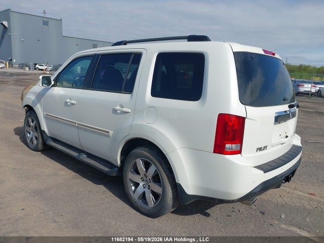 Aukcja sprzedaży 2015 Honda Pilot Touring, vin: 5FNYF4H92FB501817, numer aukcji: 11682194