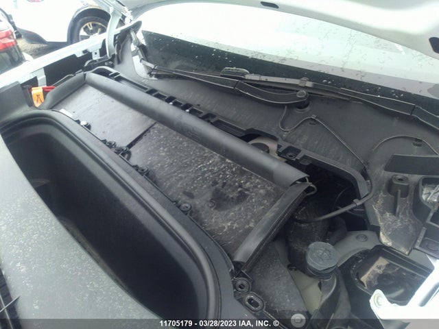 Tesla Model Y 2023 7SAYGDEE8PF583281 Image 10