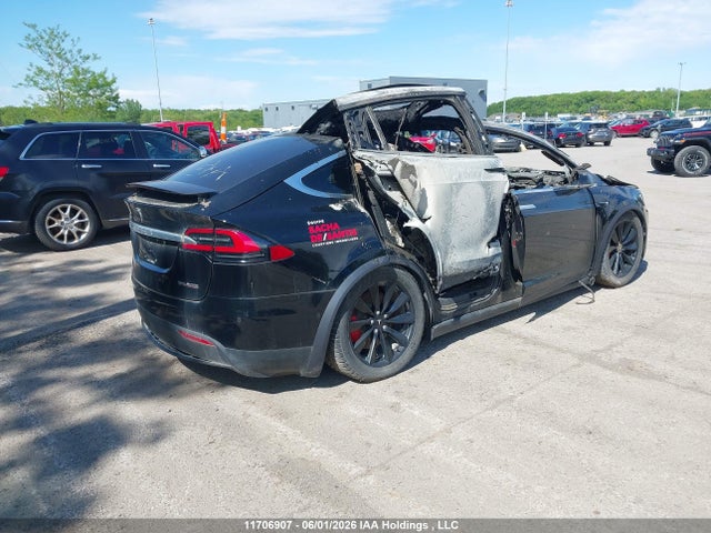 Продажа на аукционе авто 2020 Tesla Model X, vin: 5YJXCAE40LF266437, номер лота: 11706907