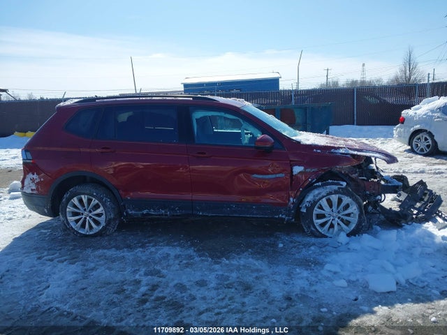 3VV0B7AX9JM158867 Volkswagen TIGUAN S