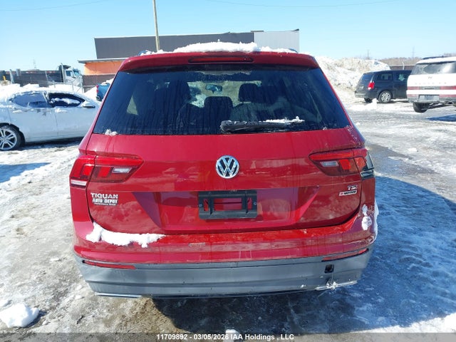 3VV0B7AX9JM158867 Volkswagen TIGUAN S
