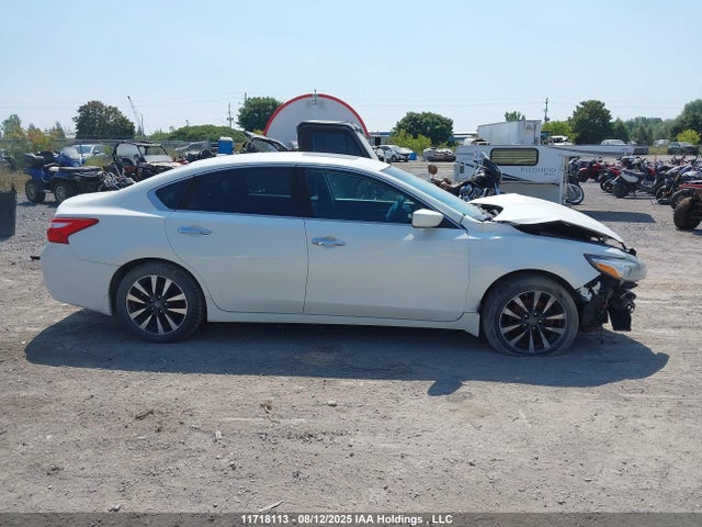 1N4AL3AP7HN304505 Nissan 2017