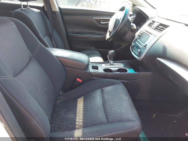 1N4AL3AP7HN304505 Nissan 2017