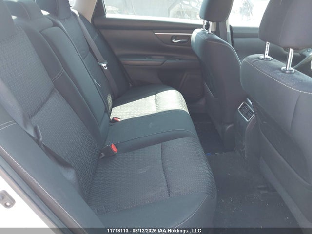 1N4AL3AP7HN304505 Nissan 2017