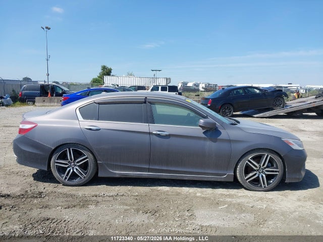 11723340 :رقم المزاد ، 1HGCR3F96HA800836 vin ، 2017 Honda Accord Touring مزاد بيع