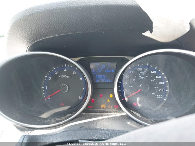 KM8JT3AFXFU055181 Hyundai Tucson Gl