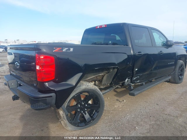 3GCUKREC0JG448318 Chevrolet Silverado K1500 Lt