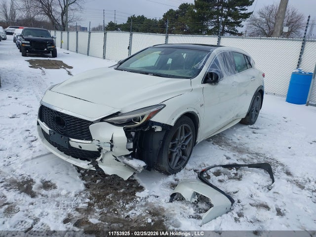 SJKCH5CP0JA042480 Infiniti Qx30 Luxury/premium/sport