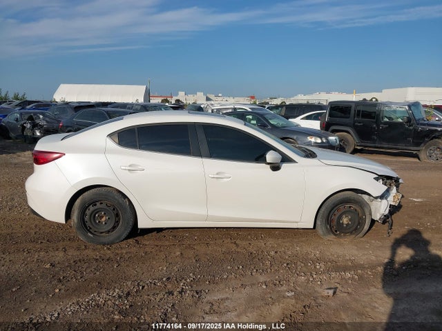 JM1BN1V70J1159800 Mazda pe